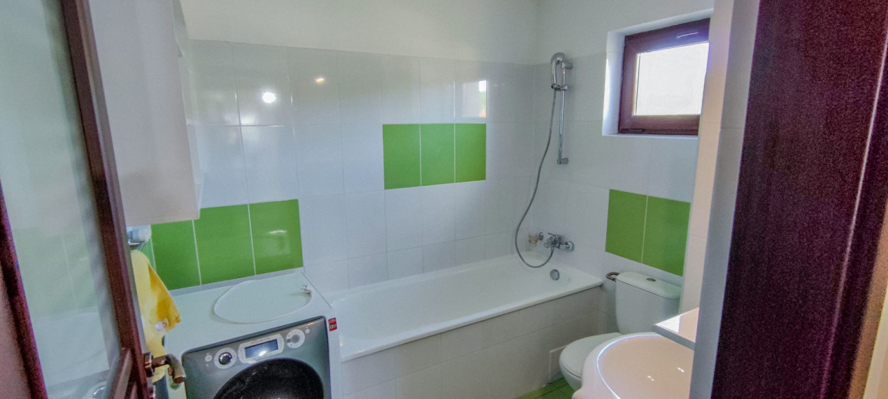 Apartament 2 camere, deomandat, zona Podu de Fier 