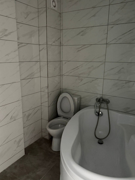 Apartament 3 Camere de Vânzare | Cartier Iris | Bloc Nou | 