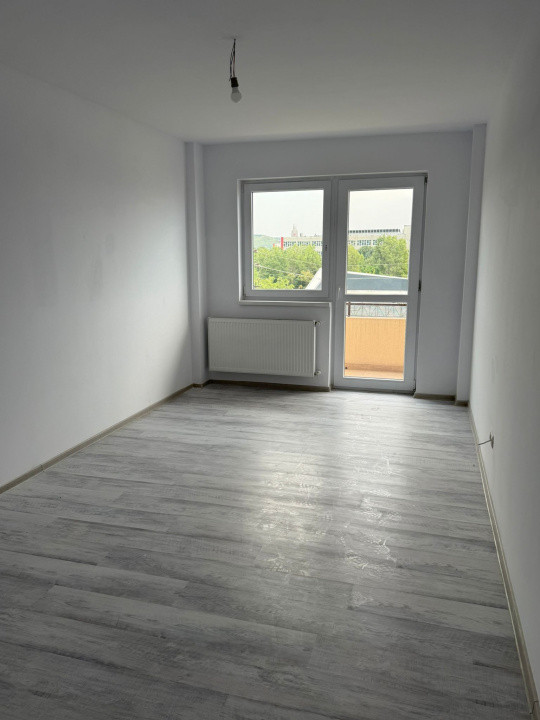 Apartament 3 Camere de Vânzare | Cartier Iris | Bloc Nou | 