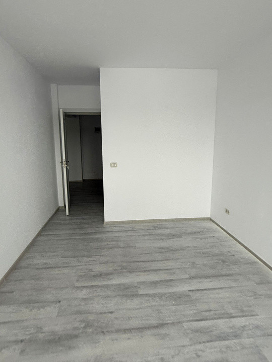 Apartament 3 Camere de Vânzare | Cartier Iris | Bloc Nou | 