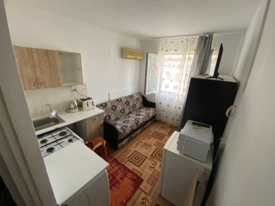 Garsonieră de vânzare în Mircea cel Bătrân