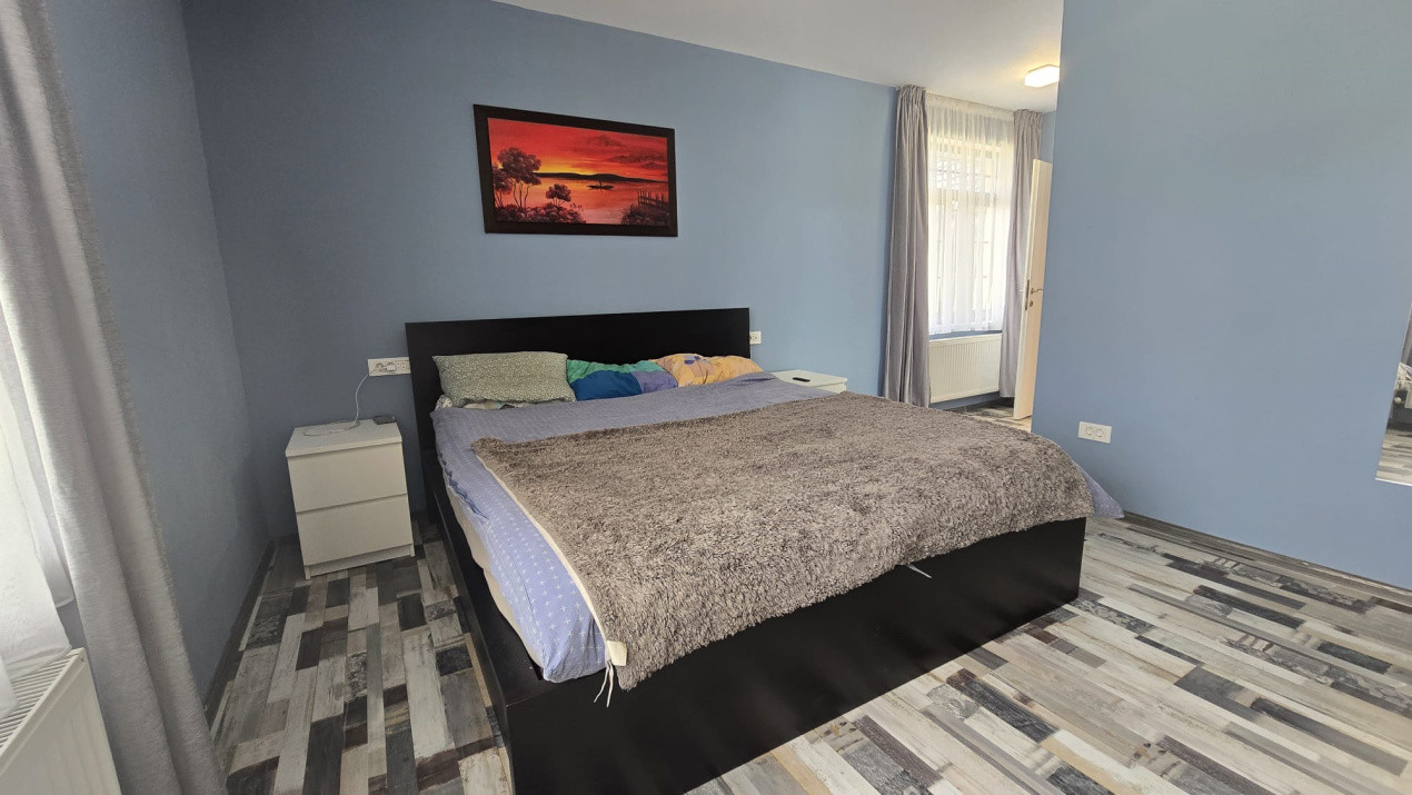 Casa 5 camere si teren 1200 mp