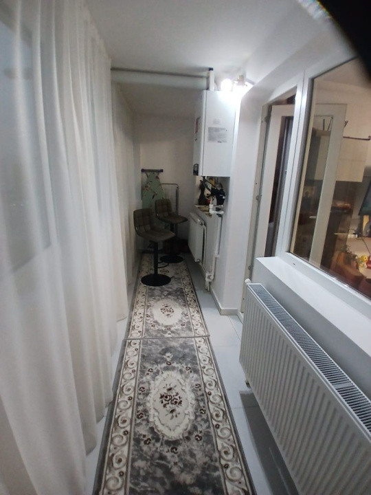 Apartament 2 cam D Podu Ros, fara risc, langa Palas!
