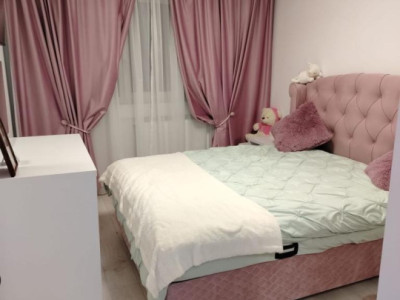 Apartament 2 cam D Podu Ros, fara risc, langa Palas!