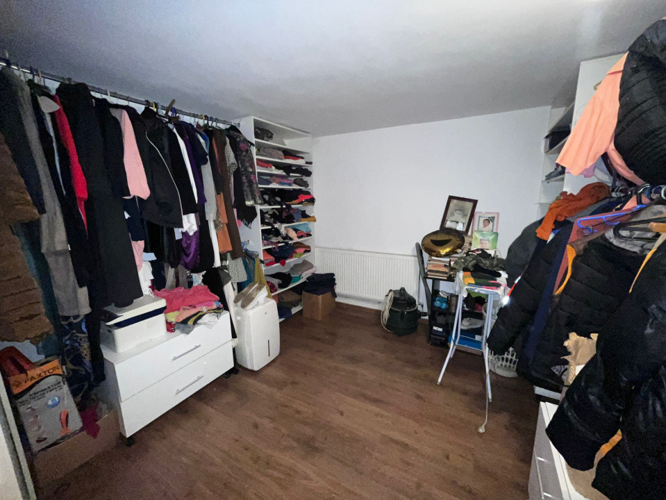 Apartament in vila, pe 2 nivele, cu teren, in Bucium!