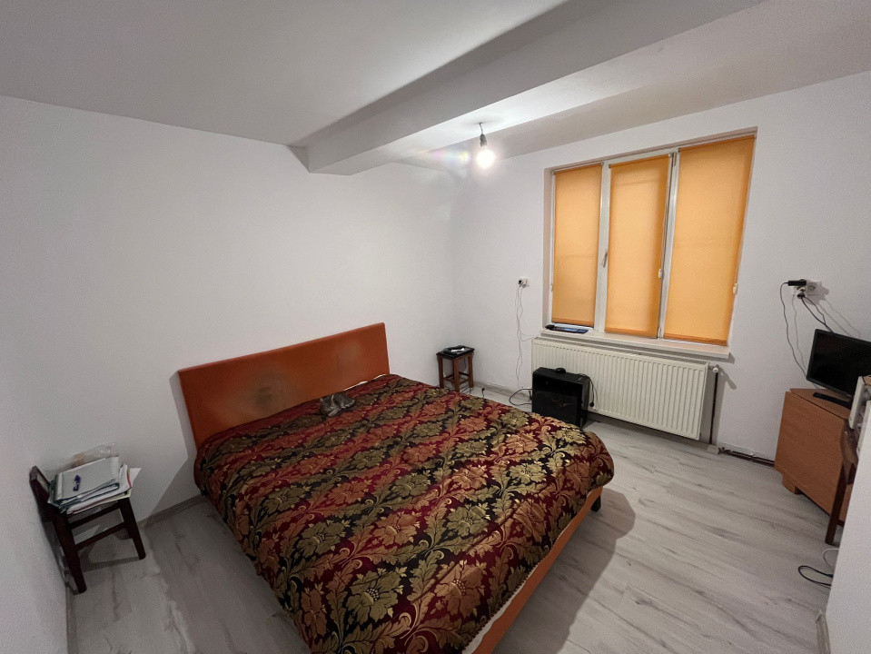 Apartament in vila, pe 2 nivele, cu teren, in Bucium!