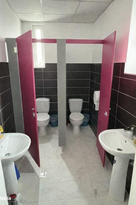 Spatiu de Birou/Comercial 240m2 zona Baza 3