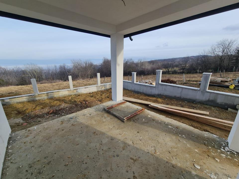 Casă De Vânzare, Zona Păun/Bucium