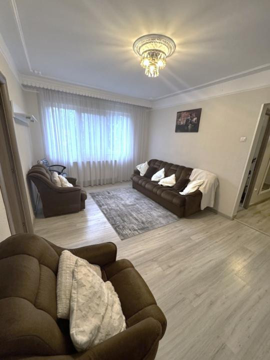 Apartament de inchiriat în zona Primăverii/Țutora!