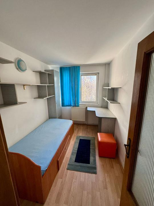 Apartament intim, cochet, pt investitii, zona Rond Podu Ros!