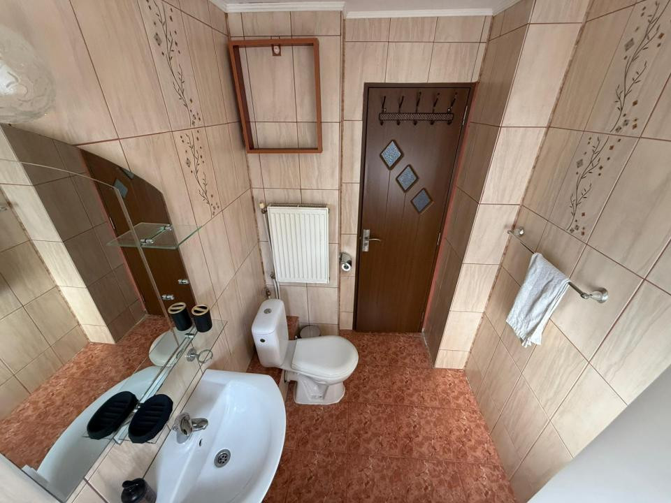 Apartament cu 2 cam, proaspat renovat, spatios, decomandat, in Oancea, Tatarasi!