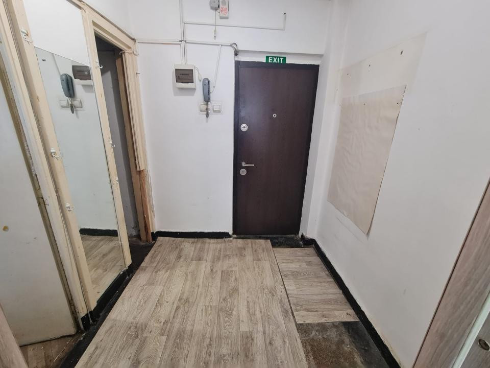 Apartament cu 2 camere langa Palas, et.1, circular!