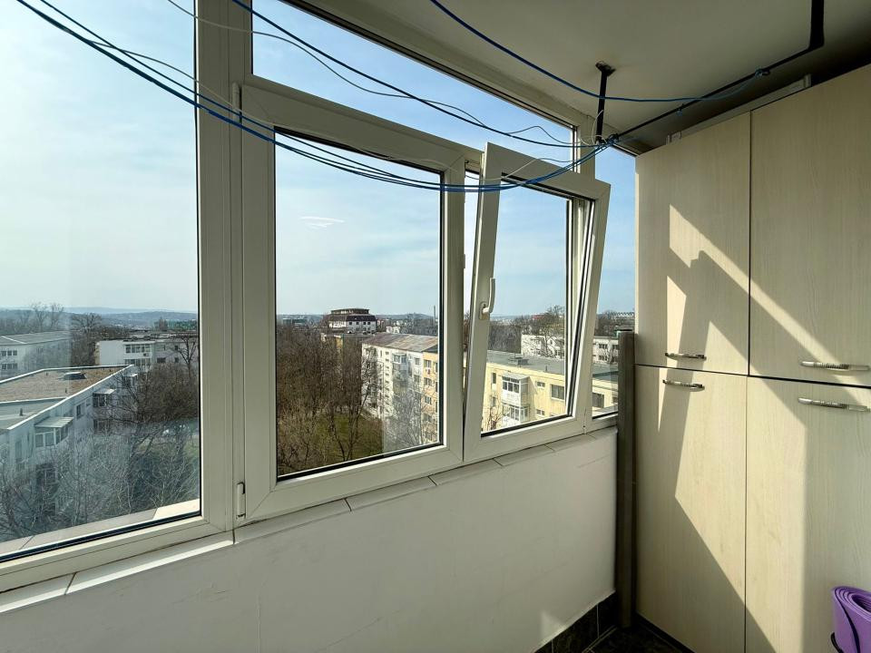 Apartament nou aparut! La bulevard, Tatarasi, 2 cam nedec, renovat, mobilat!