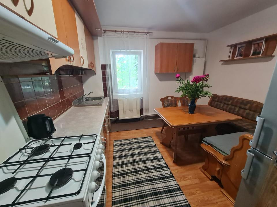 Apartament cu 2 camere decomandat, Al T Neculai, pret corect!