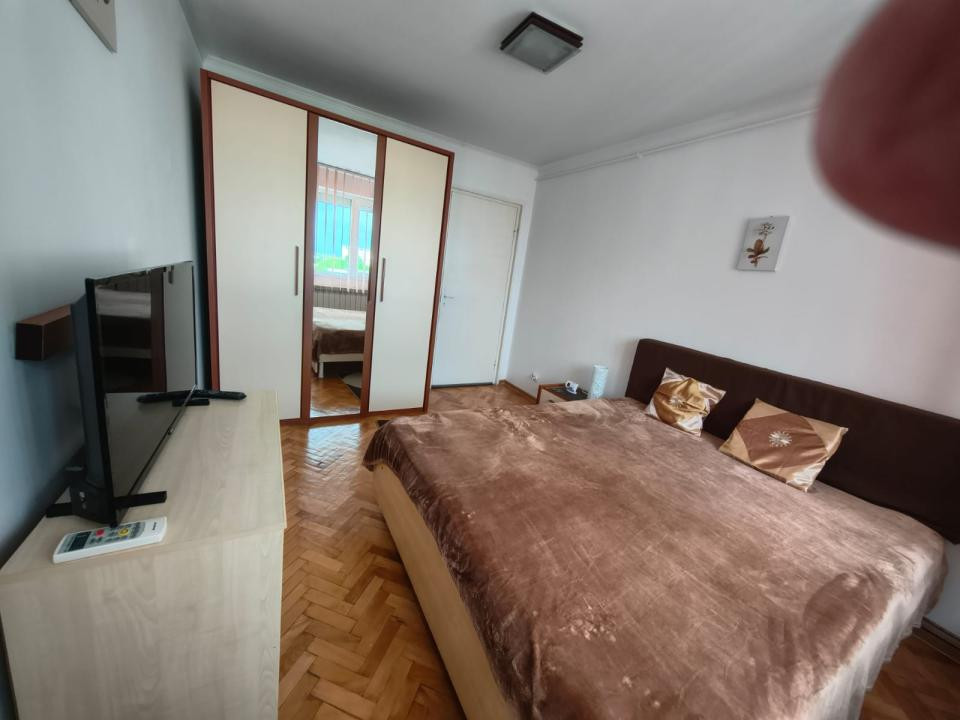 Apartament cu 2 camere SD langa Piata Chirila,Tatarasi!