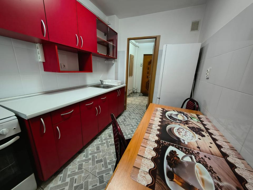 Apartament cu 2 camere SD langa Piata Chirila,Tatarasi!