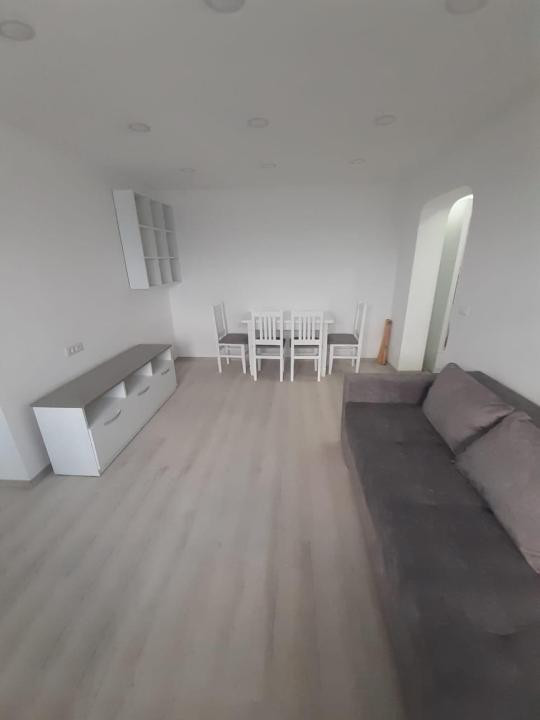 Apartament in zona Garii,cu 3 camere, renovat!