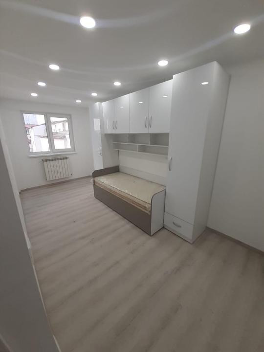 Apartament in zona Garii,cu 3 camere, renovat!