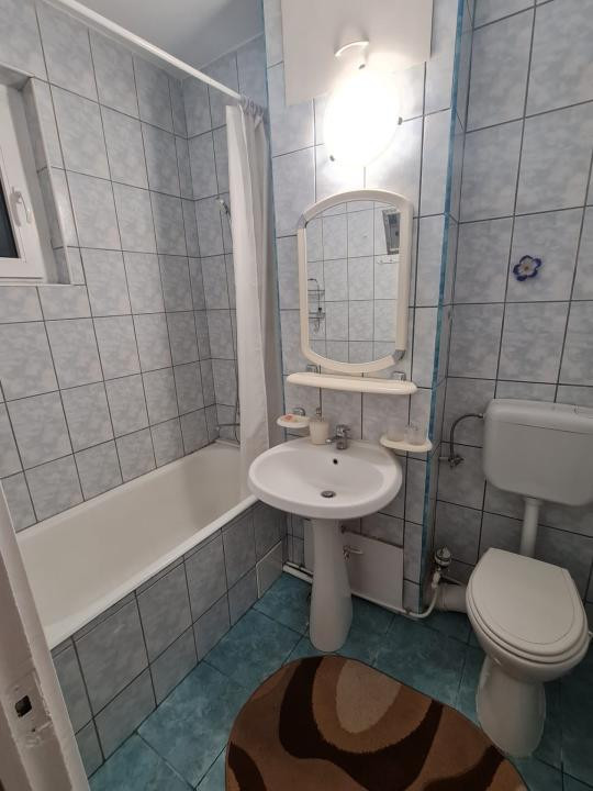 Apartament cu 2 camere in Podu Ros, langa Palas!