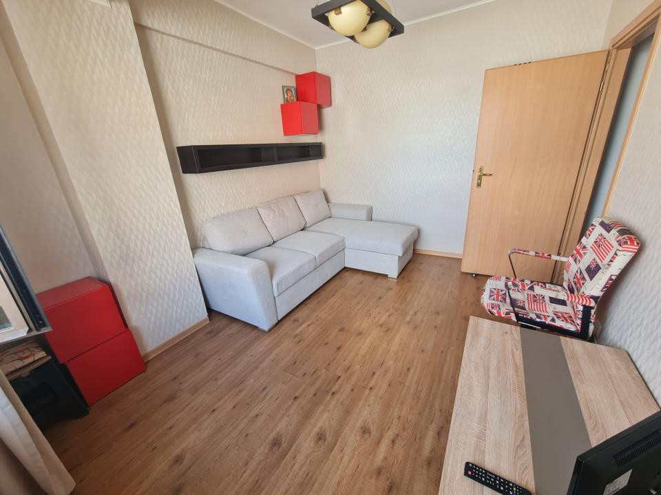 Apartament bun ca si investitie in zona Pod Piatra-Gara Mare, str Strapungerii!