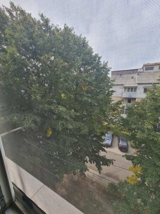 Apartament cu 3 camere decomandate si 2 bai, in Tomesti!